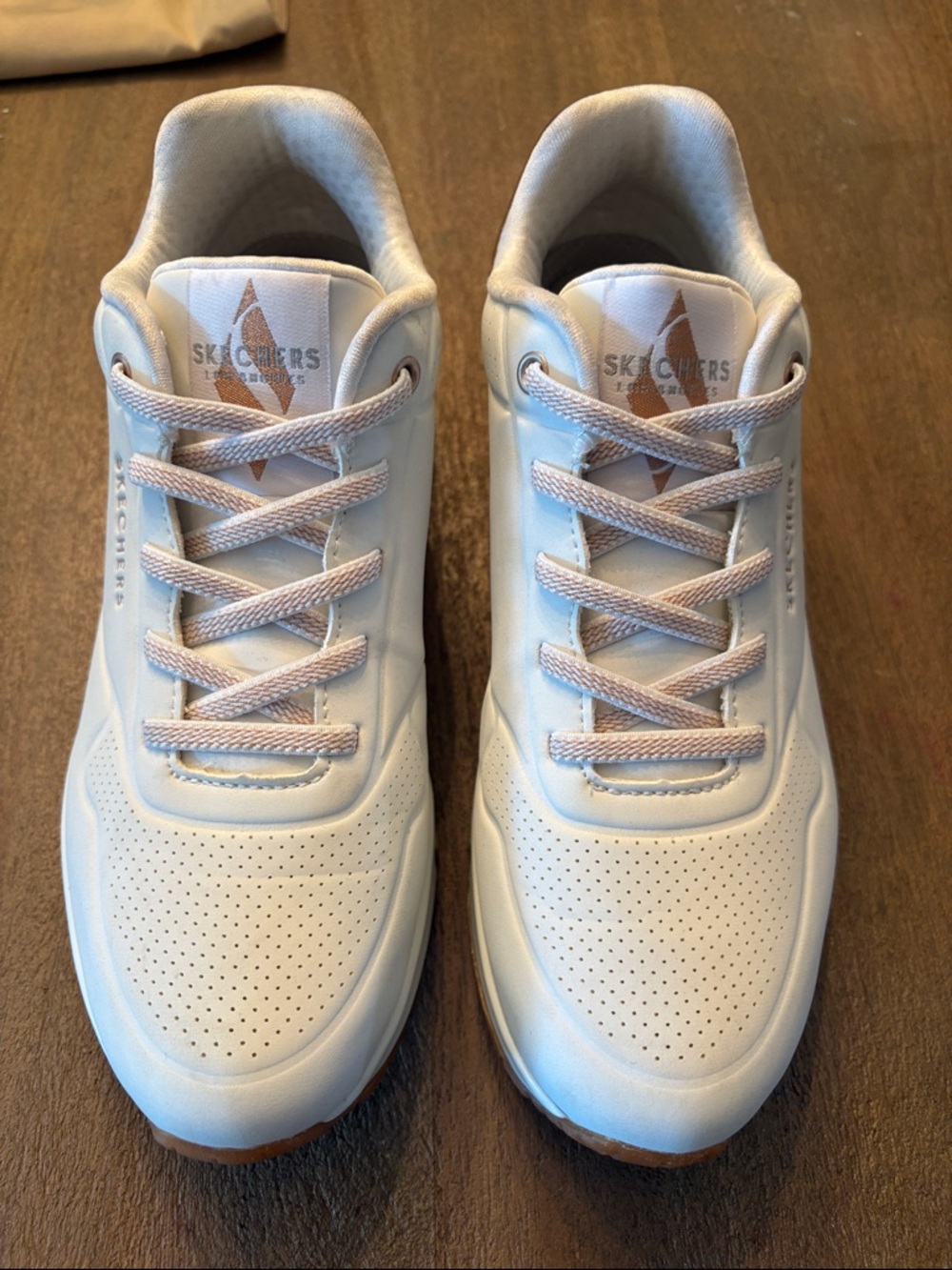 UNO Shimmer Away Skechers White Sneakers with Light Pink/Gold Accents. Like new.